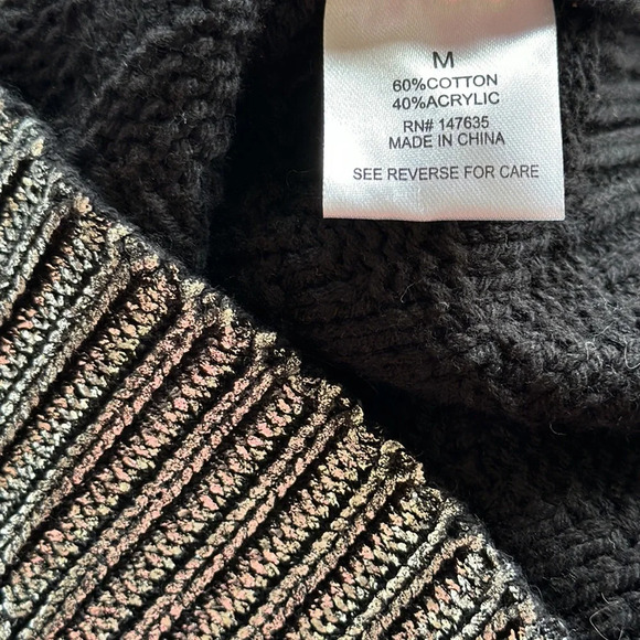 Romeo + Juliet Couture silver/black metallic sweater dress, size M - Picture 7 of 9